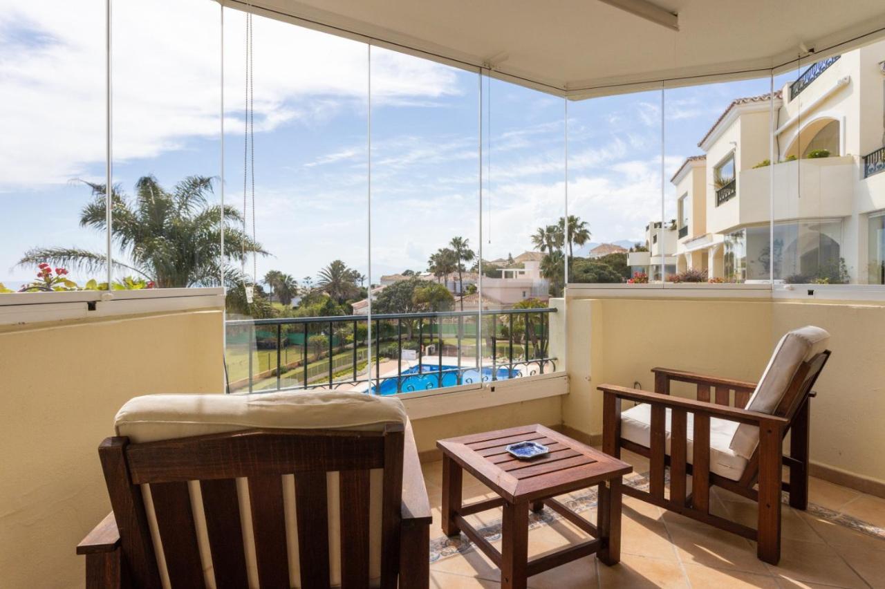 Homeforguest Front Line Beach Apartment In Hacienda Playa Marbella Exterior photo